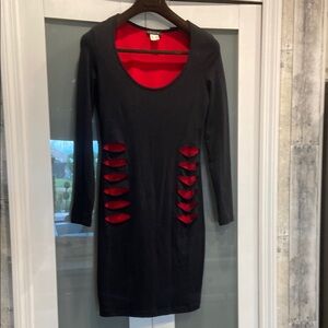 VENUS Black and Red Long Sleeve Bodycon Dress